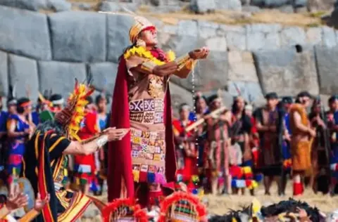 Inti Raymi 2027 + Machupicchu und Cusco Tour 8 Tage/7 Nächte